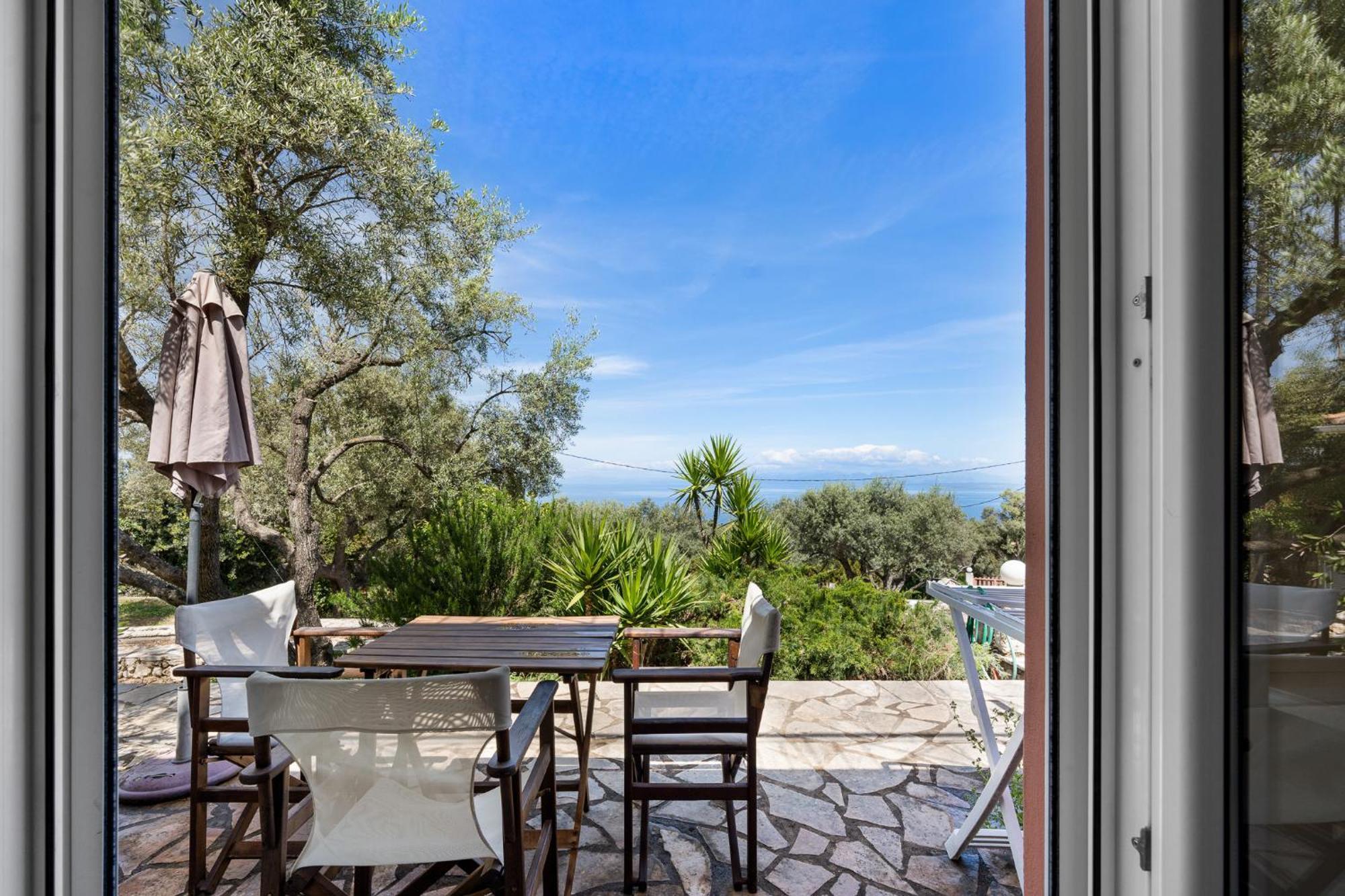 Villa Erato Tsoukaládhes Pokoj fotografie