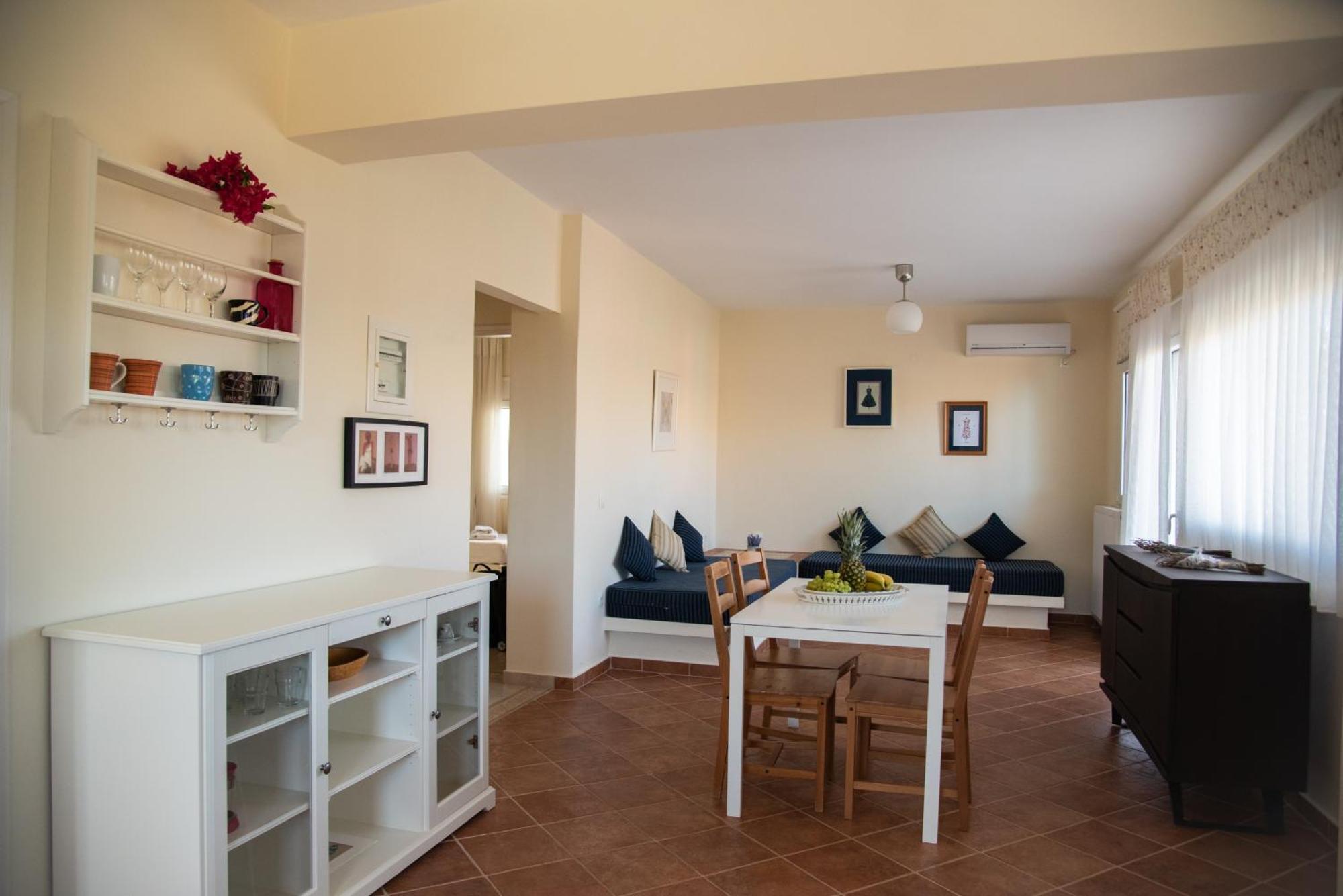 Villa Erato Tsoukaládhes Pokoj fotografie