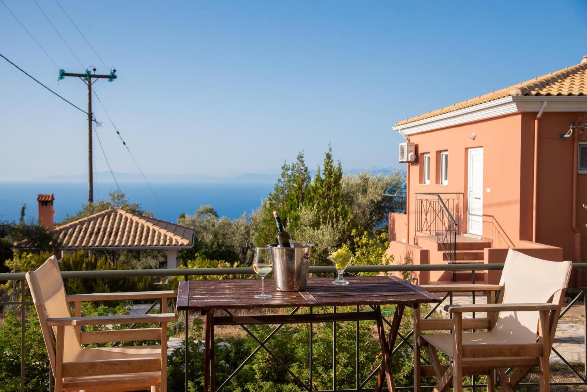 Villa Erato Tsoukaládhes Pokoj fotografie